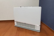 温水式暖房機